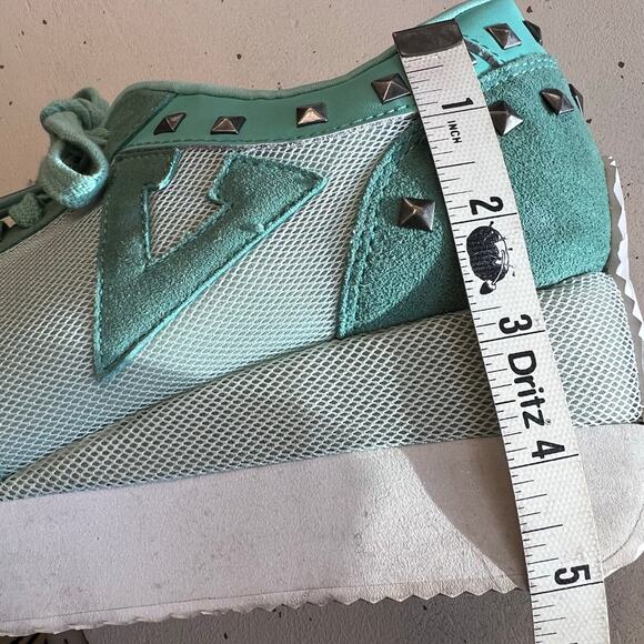 Volatile Kicks Cody Platform Fashion Sneakers Womens 10 Studded Chunky Shoes Y2K